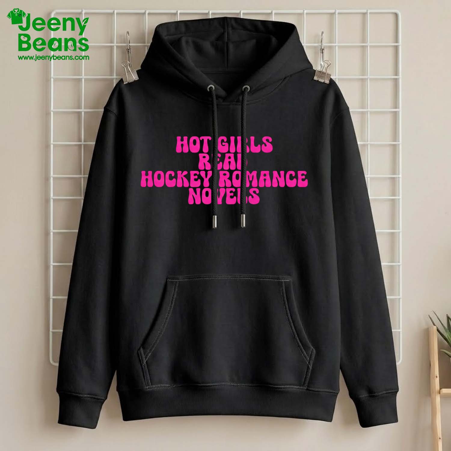 Hot Girls Read Hockey Romance Novels Shirt